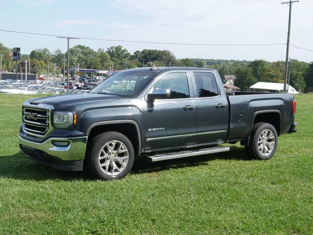Used 2018 GMC Sierra 1500 SLT w/ SLT Premium Package AWD/4WD image 3