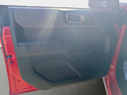 Used 2024 Ford Bronco Big Bend image 17