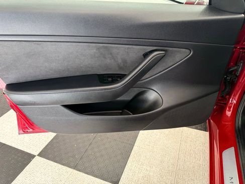 Used 2019 Tesla Model 3 Long Range RWD image 12