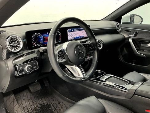 Used 2024 Mercedes-Benz CLA 250 image 16