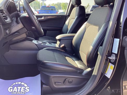 Used 2025 Ford Escape ST-Line FWD image 11