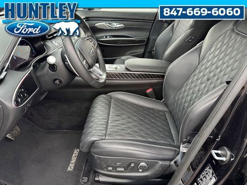 Used 2023 Genesis GV70 3.5T Sport w/ Sport Prestige Package AWD/4WD image 21