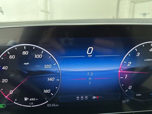 New 2026 Mercedes-Benz GLC 300 image 12