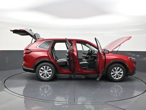 Used 2025 Honda CR-V LX image 29