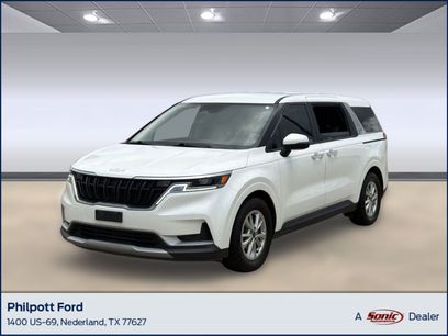 Used 2023 Kia Carnival LX
