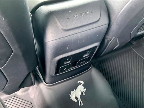 Used 2023 Ford Bronco Badlands image 22