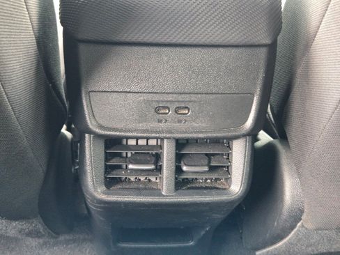 Certified 2025 Chevrolet Equinox LT FWD image 17