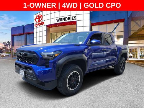 Used 2025 Toyota Tacoma TRD Off-Road AWD/4WD image 2