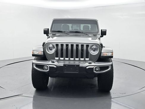 Used 2022 Jeep Gladiator Overland w/ Cold Weather Group AWD/4WD image 23
