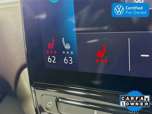 Certified 2023 Volkswagen ID.4 Pro AWD/4WD image 19