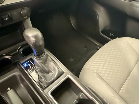 Used 2023 Toyota Tacoma SR w/ SR Convenience Package image 25