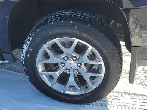 Used 2015 GMC Yukon XL SLT w/ Open Road Package image 4