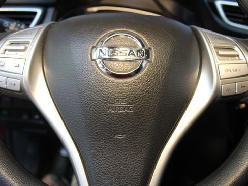 Used 2015 Nissan Rogue SV AWD/4WD image 20