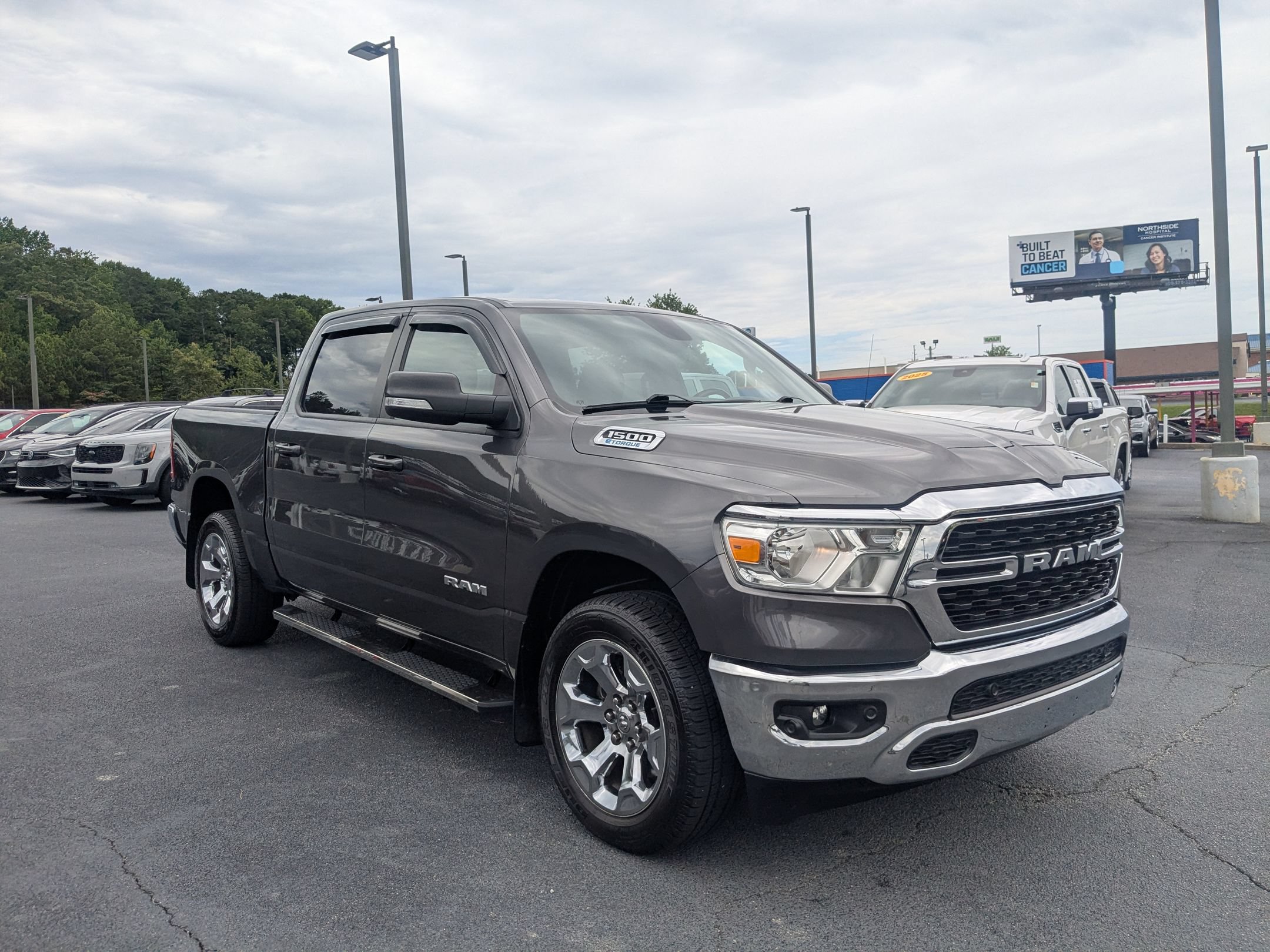 Used 2022 RAM 1500 Big Horn AWD/4WD image 3
