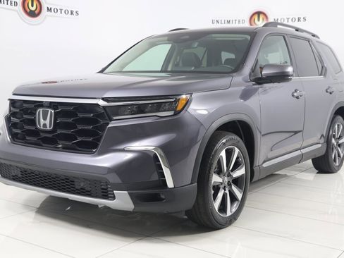 Used 2023 Honda Pilot Elite image 5