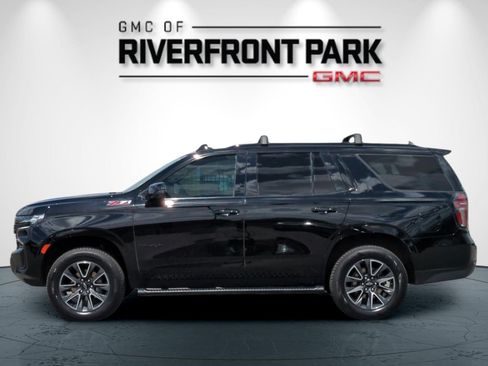 Used 2023 Chevrolet Tahoe Z71 w/ Luxury Package AWD/4WD image 6