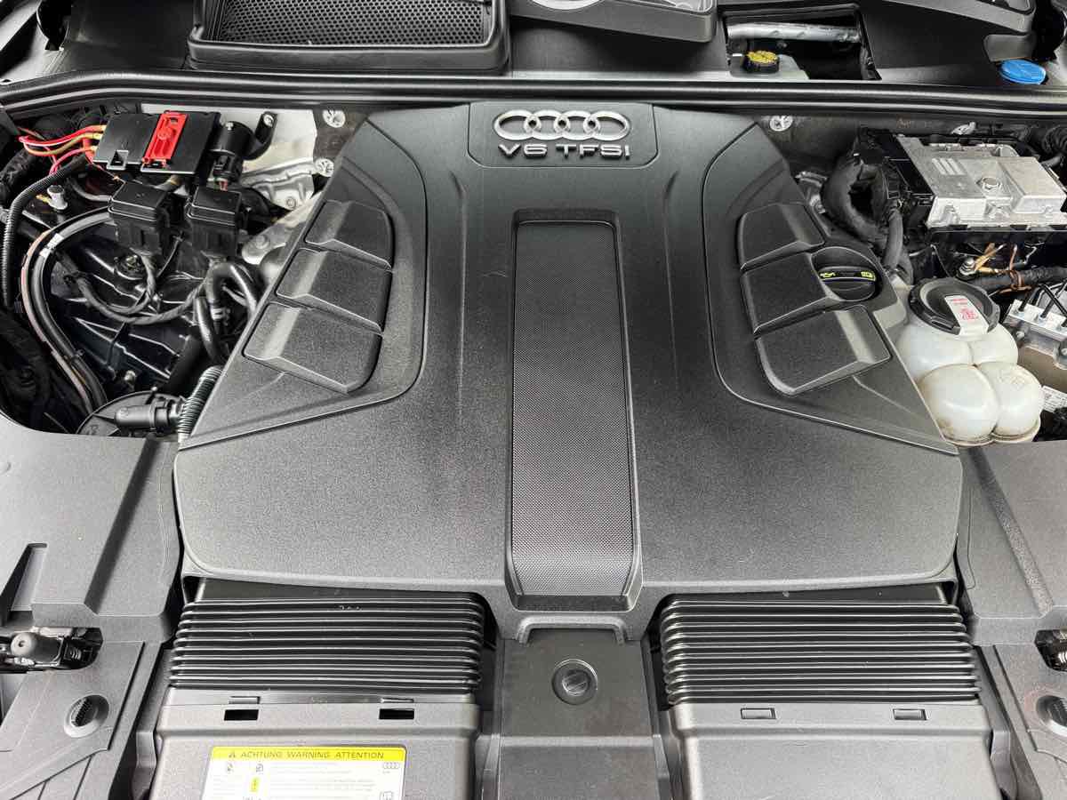 Used 2018 Audi Q7 3.0T Prestige w/ Prestige Package AWD/4WD image 15