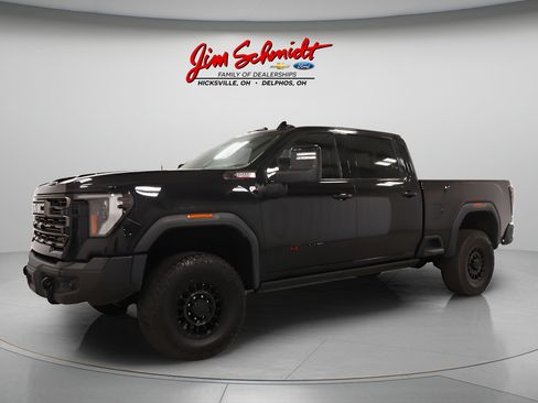 Used 2025 GMC Sierra 2500 AT4X w/ AT4X AEV Edition AWD/4WD image 2