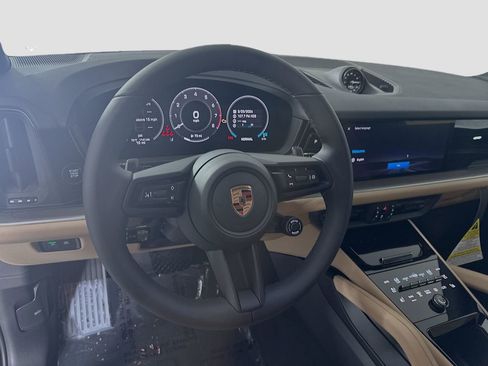 New 2026 Porsche Cayenne Coupe AWD/4WD image 12