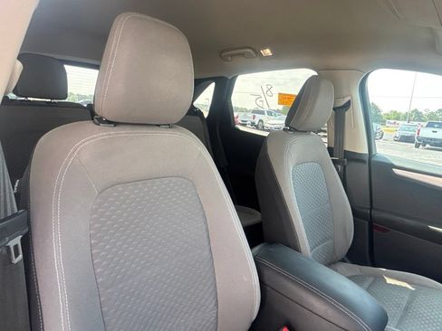 Used 2020 Ford Escape SE FWD image 17