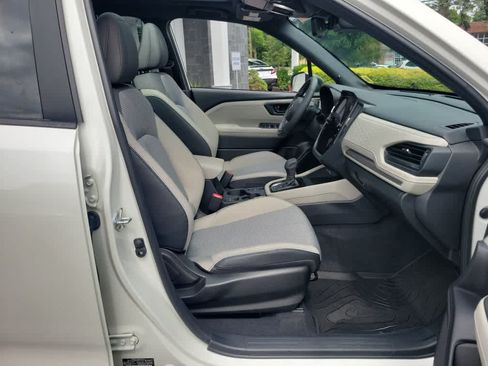 Certified 2025 Subaru Forester Premium AWD/4WD image 26