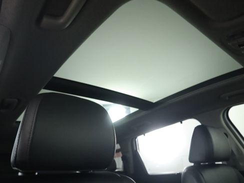 Used 2019 Hyundai Santa Fe Limited image 18