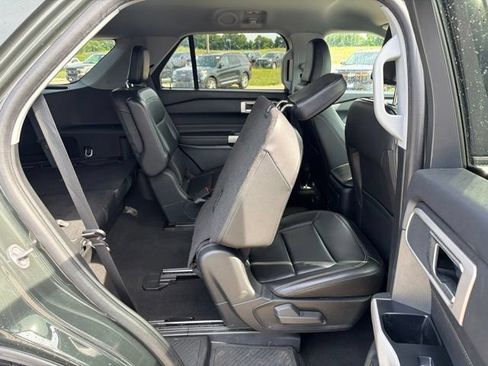 Used 2024 Ford Explorer XLT w/ Equipment Group 202A AWD/4WD image 25
