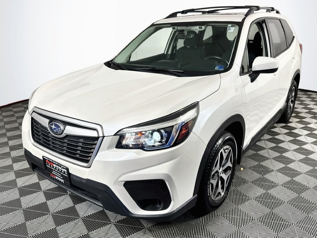 Used 2019 Subaru Forester Premium AWD/4WD image 3