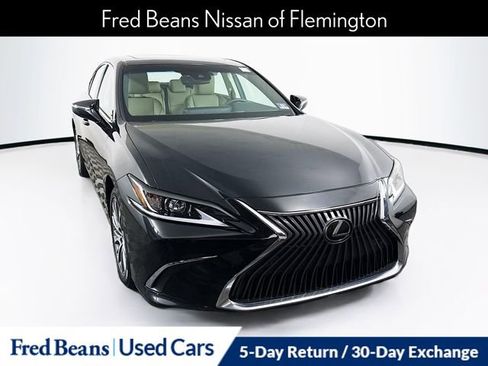 Used 2019 Lexus ES 350 image 1