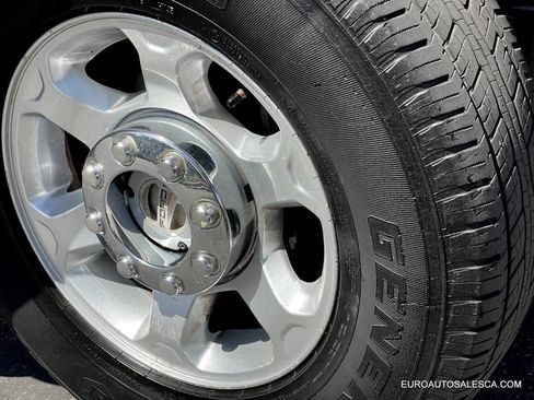 Used 2014 Ford F250 XLT w/ Camper Package image 10