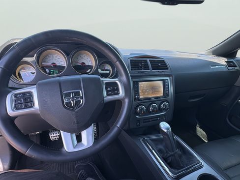 Used 2014 Dodge Challenger R/T Plus RWD image 31