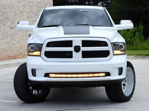 Used 2016 RAM 1500 Express AWD/4WD image 8