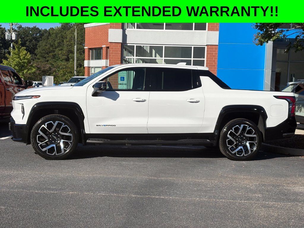Used 2024 Chevrolet Silverado EV RST AWD/4WD image 2