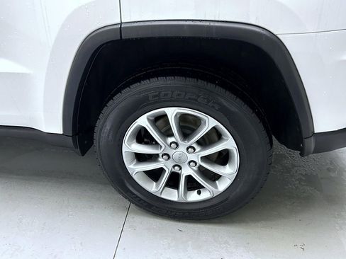 Used 2014 Jeep Grand Cherokee Laredo w/ Quick Order Package 23E image 22