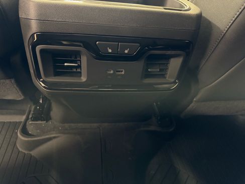 New 2026 GMC Sierra 1500 AT4 w/ AT4 Premium Package AWD/4WD image 11