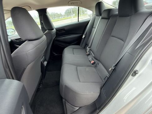 Used 2025 Toyota Corolla LE FWD image 25