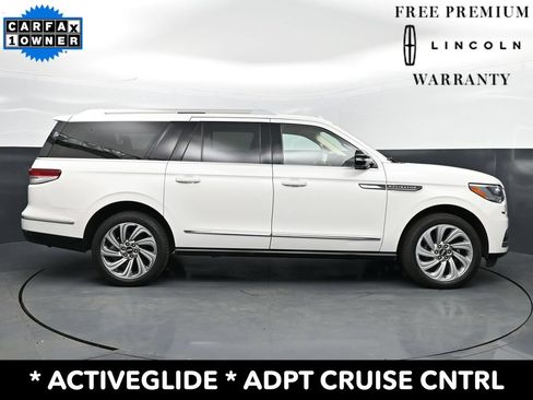 Used 2023 Lincoln Navigator L Reserve AWD/4WD image 9