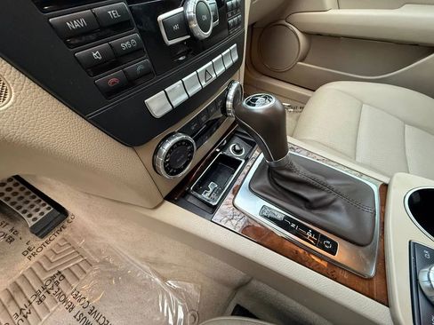 Used 2012 Mercedes-Benz C 250 Sedan w/ Comand Single Disc Pkg image 32