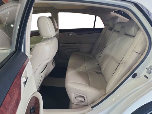 Used 2011 Toyota Avalon Limited FWD image 19