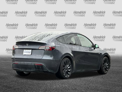 Used 2022 Tesla Model Y Performance image 5