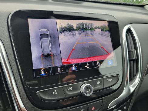 Certified 2024 Chevrolet Equinox Premier FWD image 20