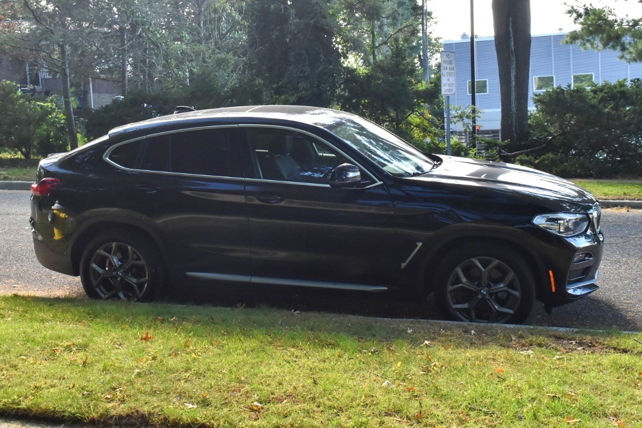 Used 2021 BMW X4 xDrive30i w/ Convenience Package AWD/4WD image 9