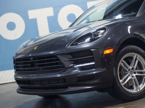 Used 2021 Porsche Macan AWD/4WD image 33
