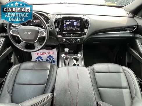 Used 2022 Chevrolet Traverse RS w/ LPO, Floor Liner Package FWD image 2