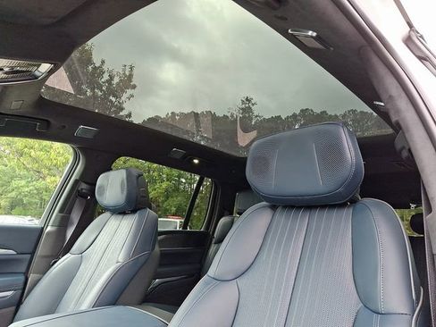 Used 2025 Cadillac Escalade IQ Sport 2 image 18