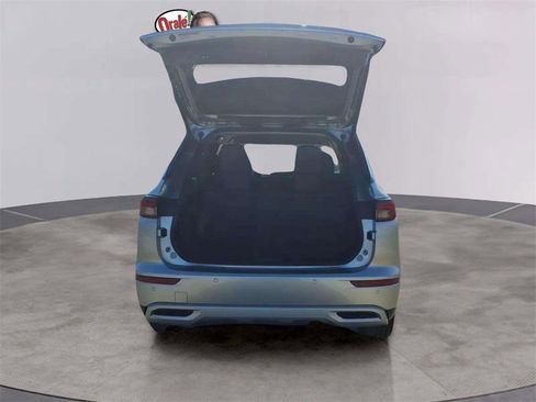 Used 2023 Mitsubishi Outlander SE image 9