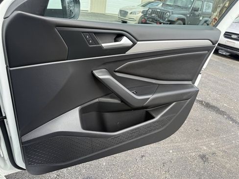 Used 2019 Volkswagen Jetta S FWD image 38