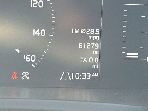 Used 2018 Volvo S90 T5 Momentum FWD image 6