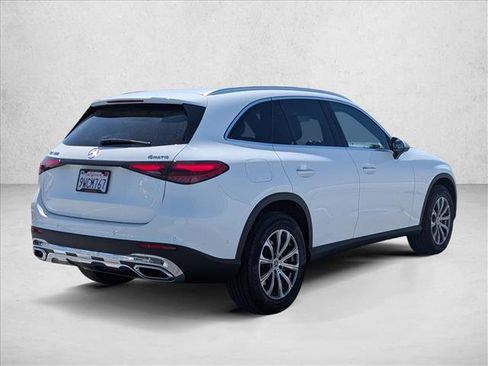 Used 2026 Mercedes-Benz GLC 300 4MATIC image 5