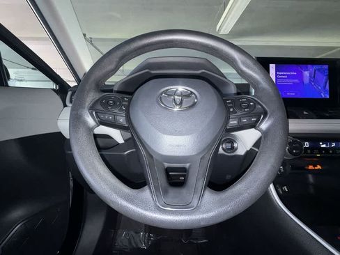 Used 2023 Toyota RAV4 XLE FWD image 15